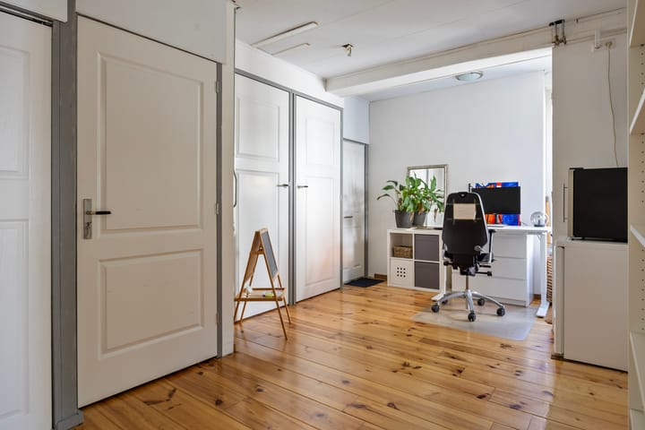 Photo 21 of Wethouder Venteweg 99