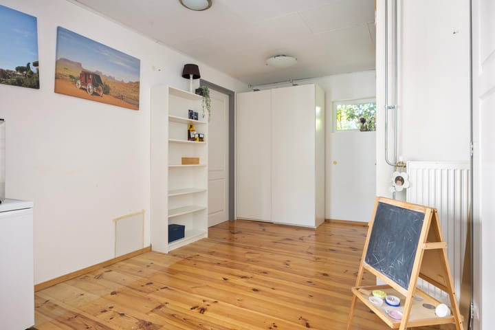 Photo 22 of Wethouder Venteweg 99