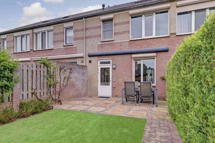 Foto 3 van Kromhals 10