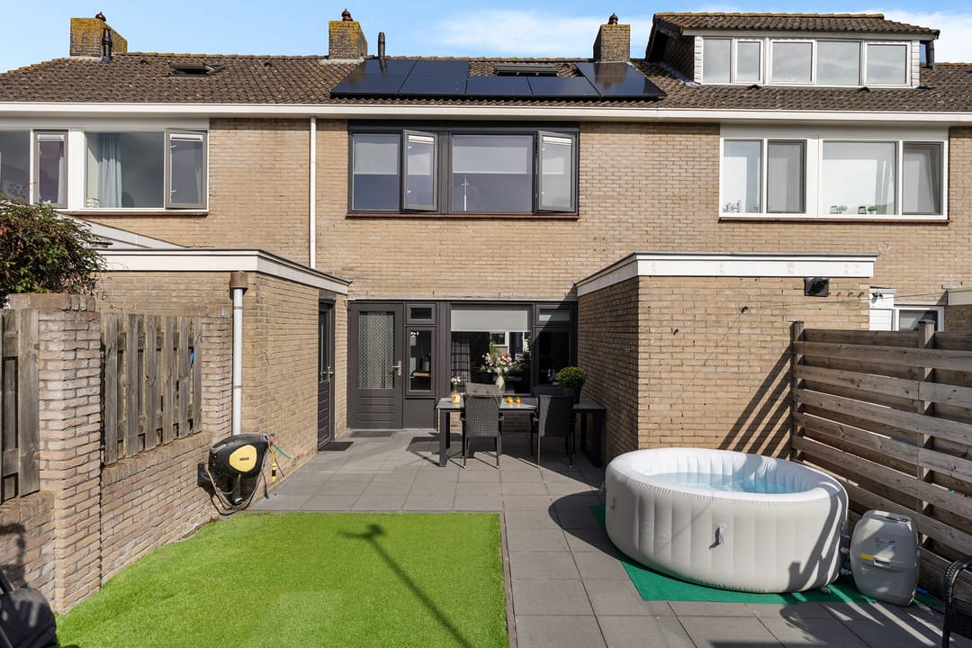 Foto 2 van Van Ommenstraat 6