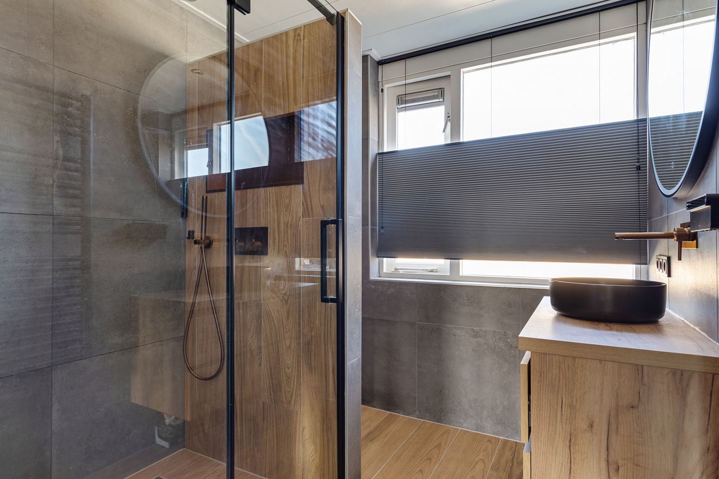 Foto 4 van Van Ommenstraat 6