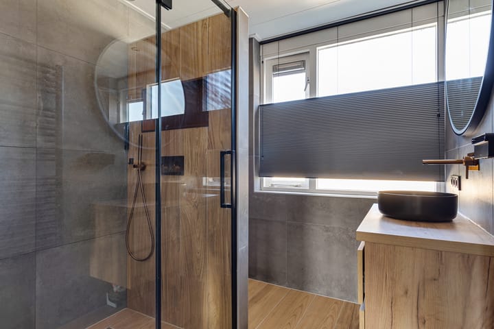 Photo 4 of Van Ommenstraat 6