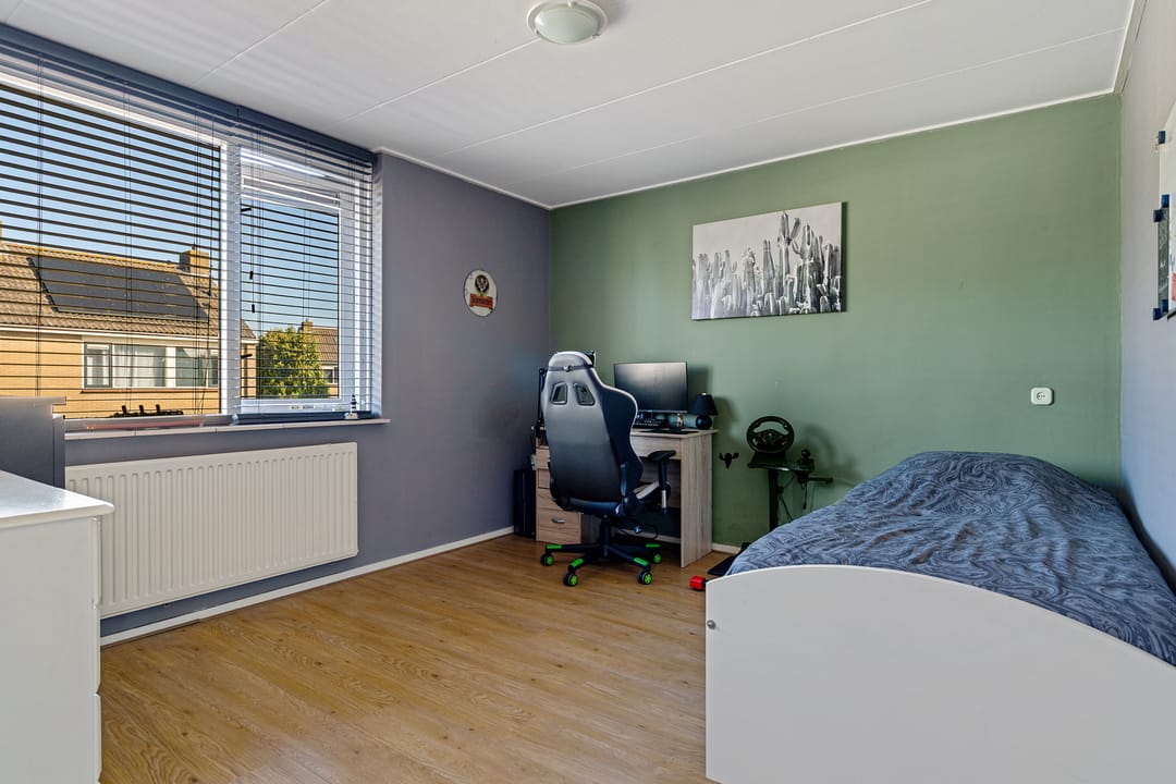 Foto 28 van Van Ommenstraat 6