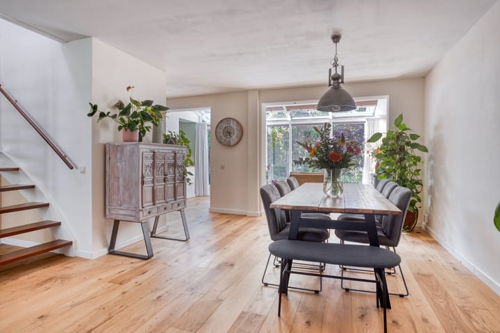 Photo 11 of Deursenstraat 11