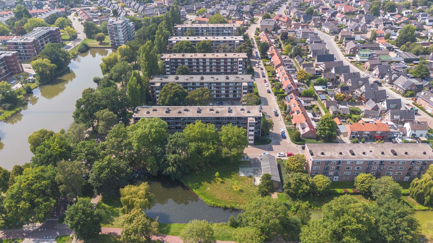 Photo 29 of Cort van der Lindenstraat 26