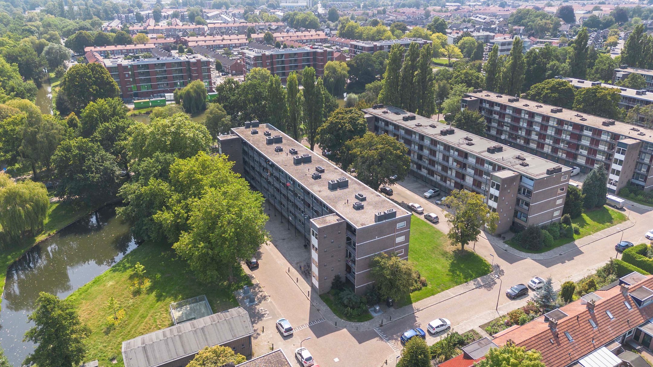 Photo 30 of Cort van der Lindenstraat 26