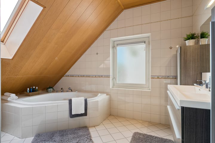 Foto 25 van Steve Bikostraat 2