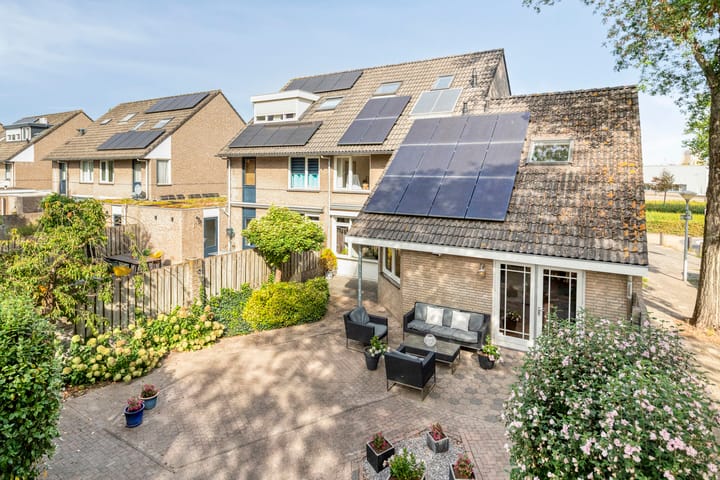 Foto 49 van Steve Bikostraat 2