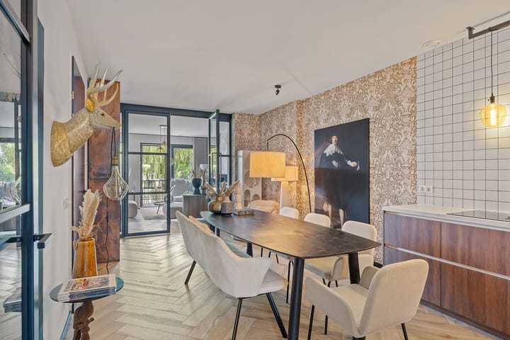 Photo 4 of Harlingerstraat 64-C