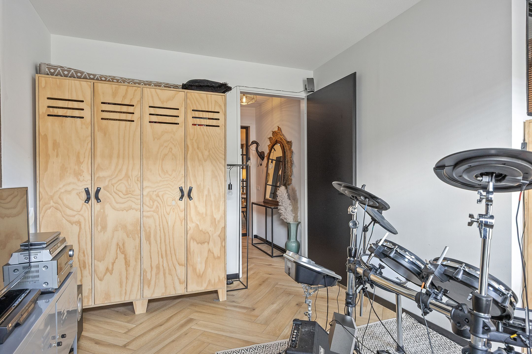 Photo 27 of Harlingerstraat 64-C