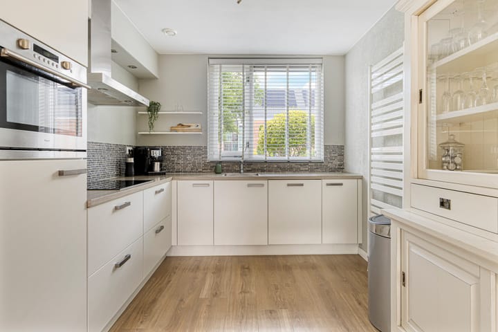 Foto 15 van Pernisstraat 24