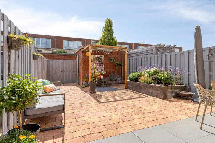 Foto 38 van Pernisstraat 24