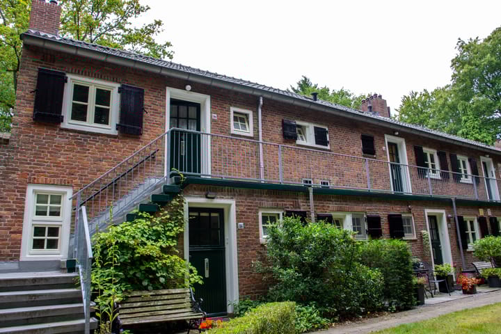 Photo 2 of Park Rodichem 90