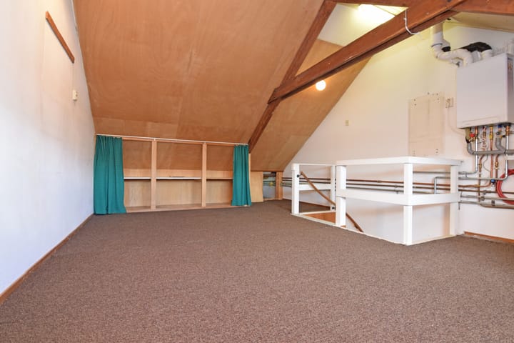 Photo 19 of Medanstraat 3