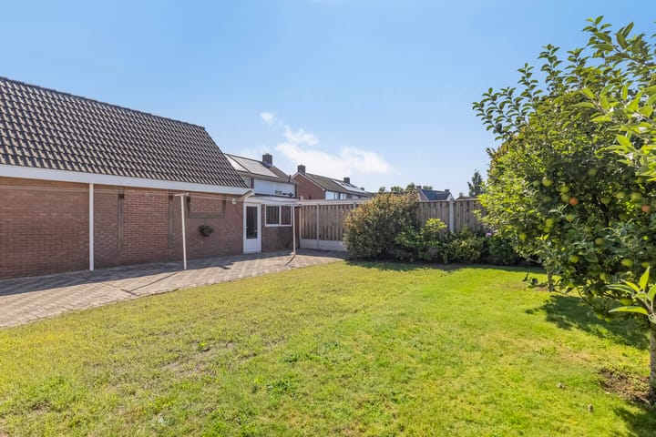 Photo 16 of Splitting 170