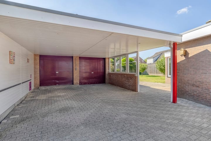 Photo 18 of Splitting 170