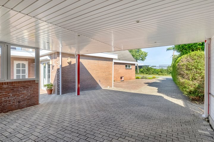 Photo 20 of Splitting 170