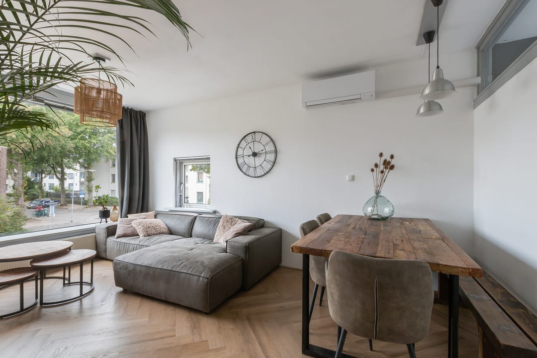 Photo 7 of Anna van Saksenstraat 4