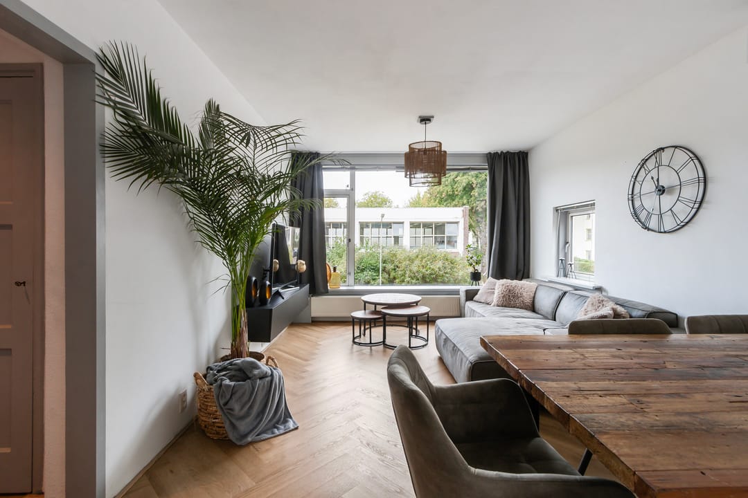 Photo 13 of Anna van Saksenstraat 4