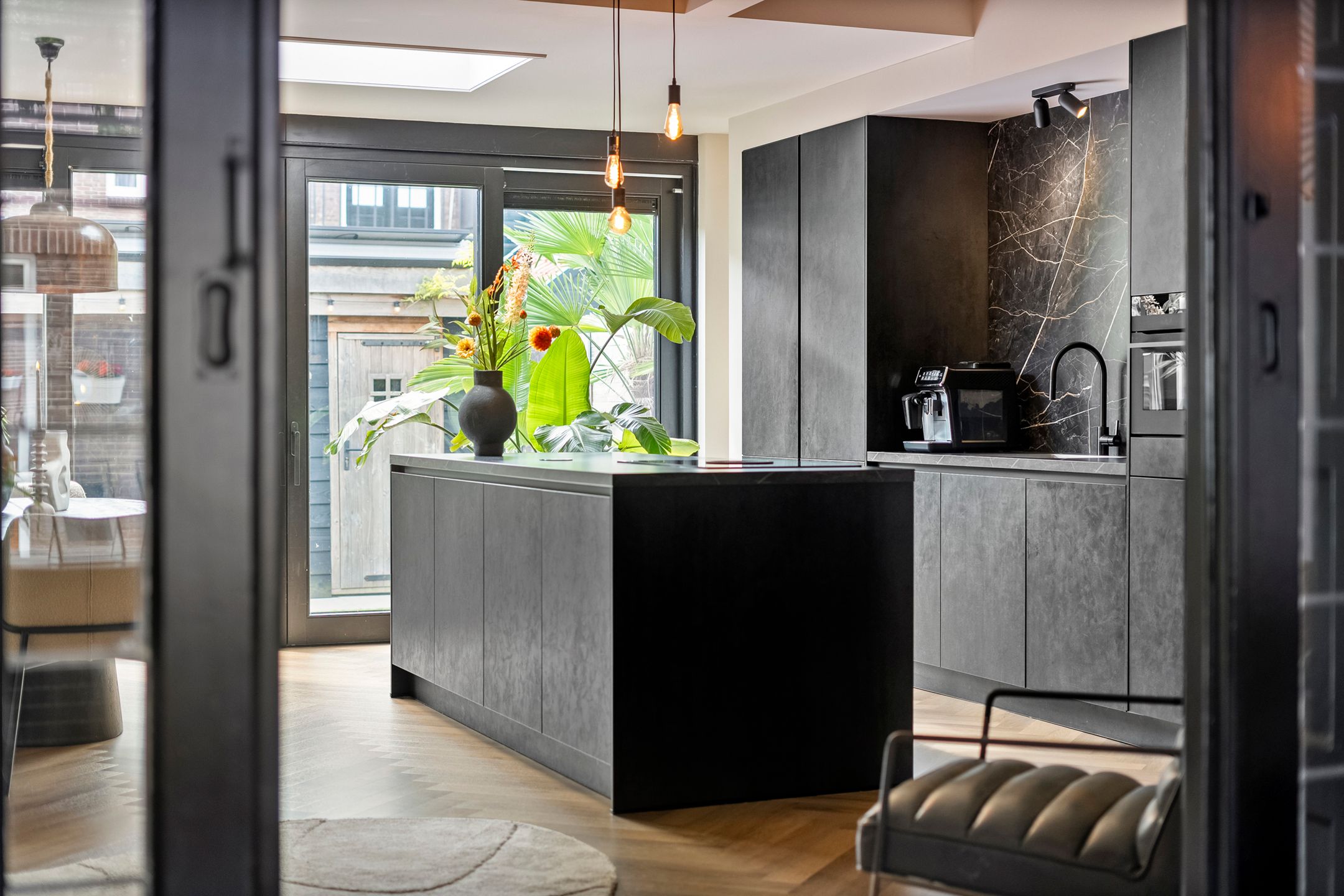 Foto 15 van Jan Tooropstraat 11