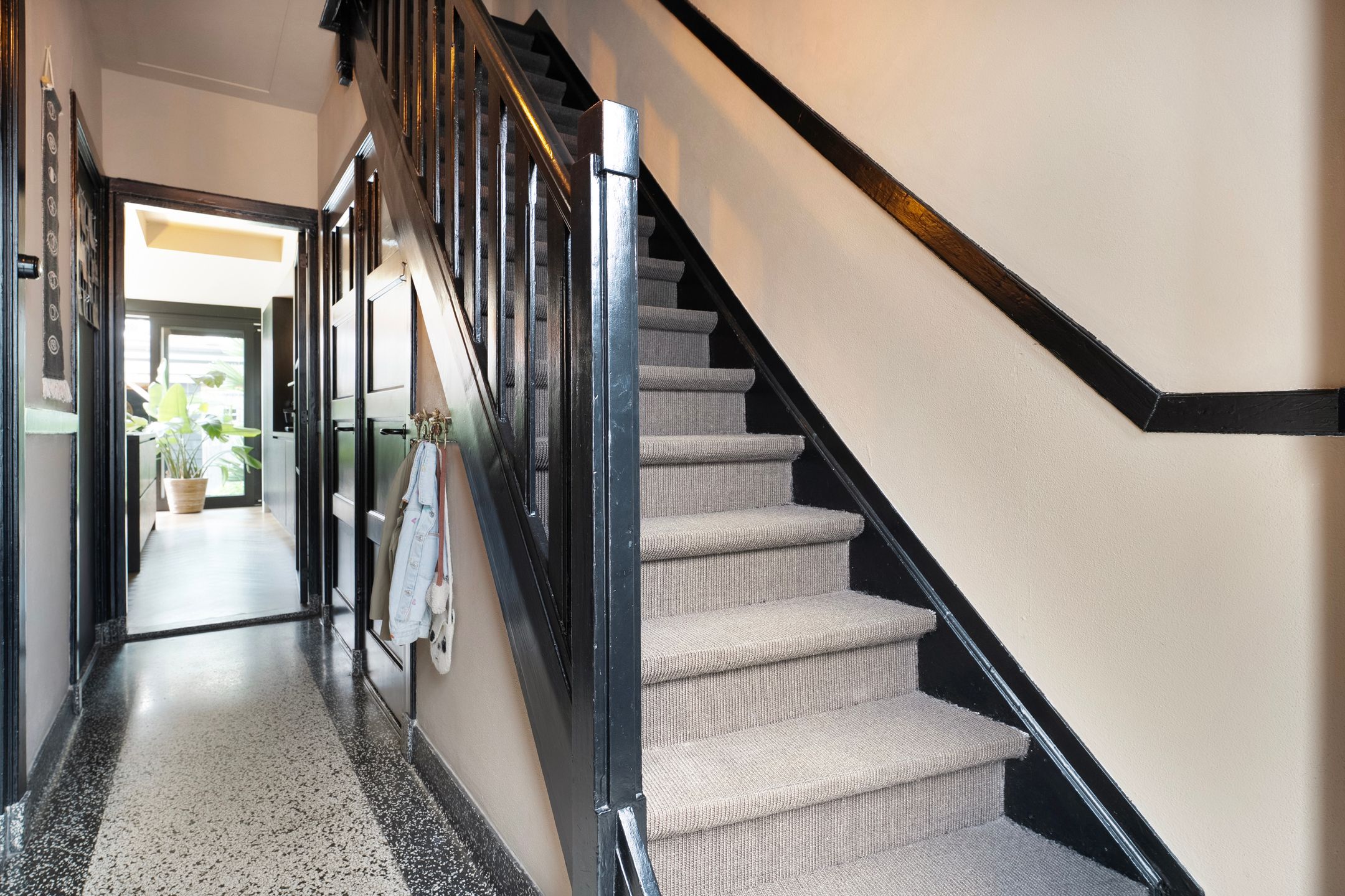 Foto 21 van Jan Tooropstraat 11