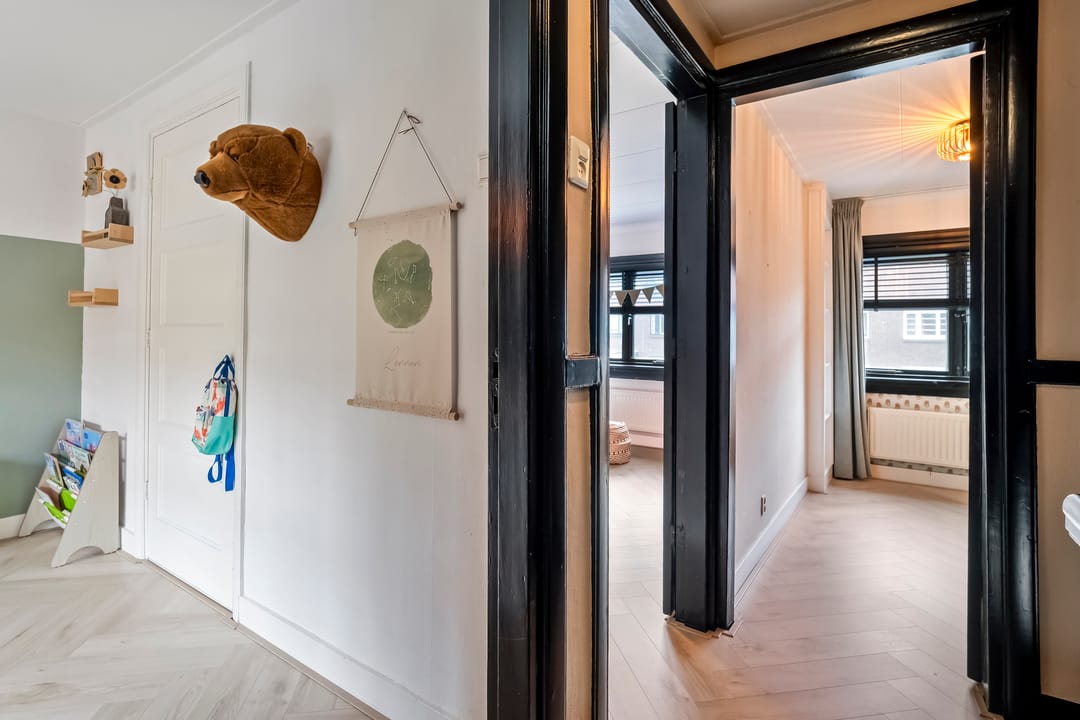 Foto 22 van Jan Tooropstraat 11