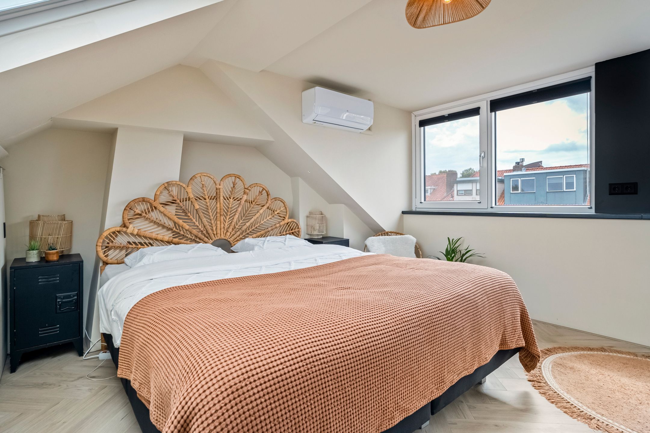 Foto 33 van Jan Tooropstraat 11