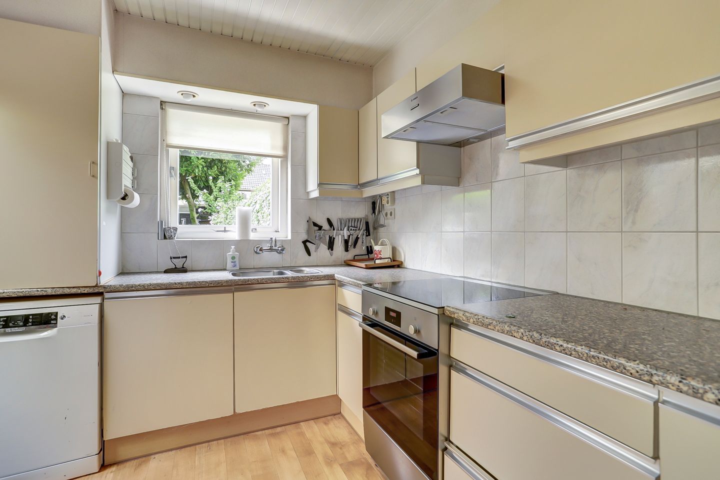 Foto 10 van Pastoor W. Hellemonsstraat 24