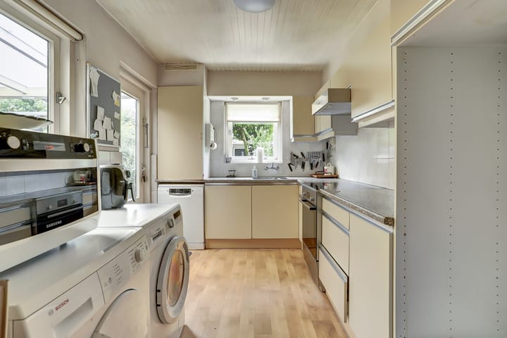 Foto 11 van Pastoor W. Hellemonsstraat 24