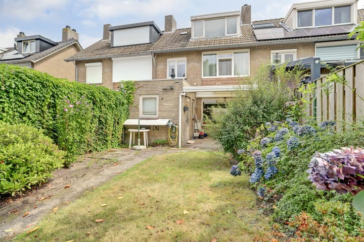 Foto 30 van Pastoor W. Hellemonsstraat 24