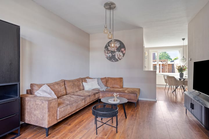 Foto 5 van Van Riebeekstraat 94