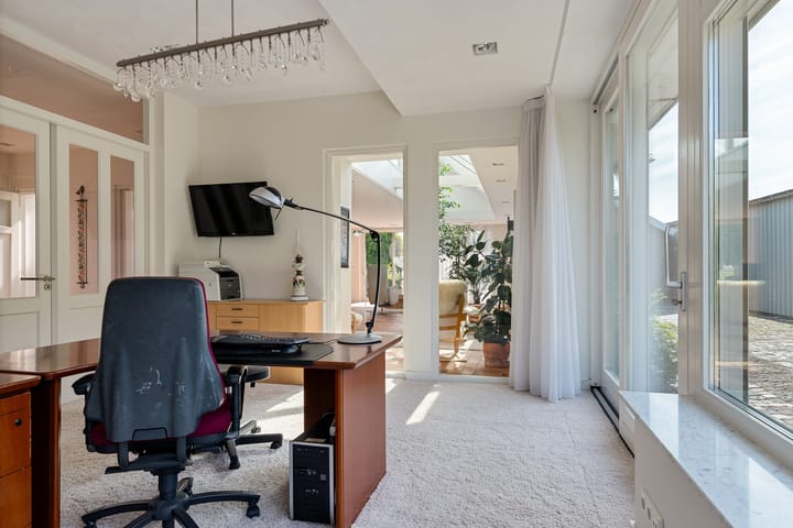 Photo 17 of Oosterwijzend 40