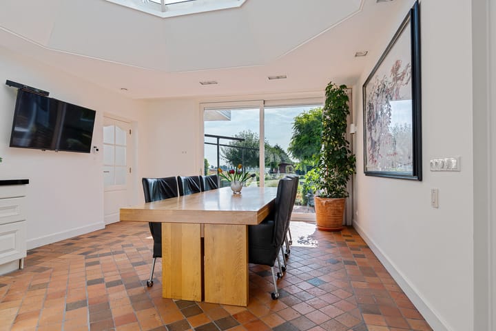 Photo 26 of Oosterwijzend 40