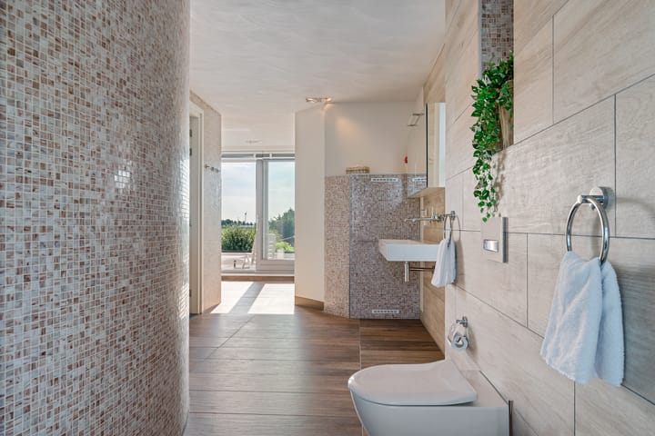 Photo 38 of Oosterwijzend 40