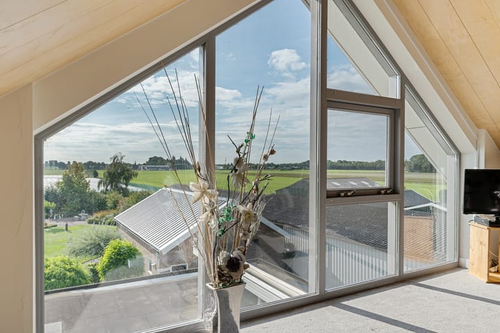 Photo 44 of Oosterwijzend 40