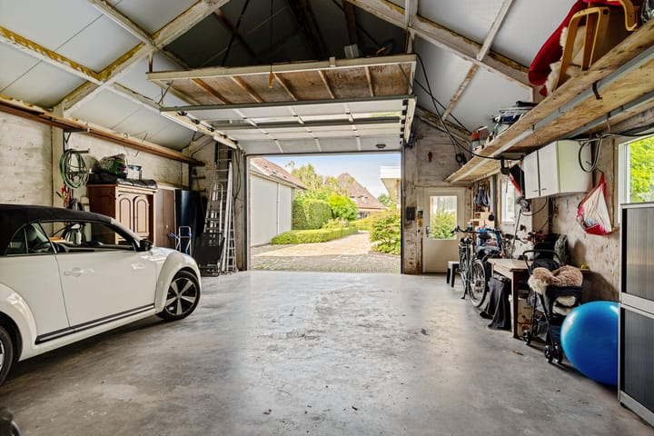 Photo 49 of Oosterwijzend 40