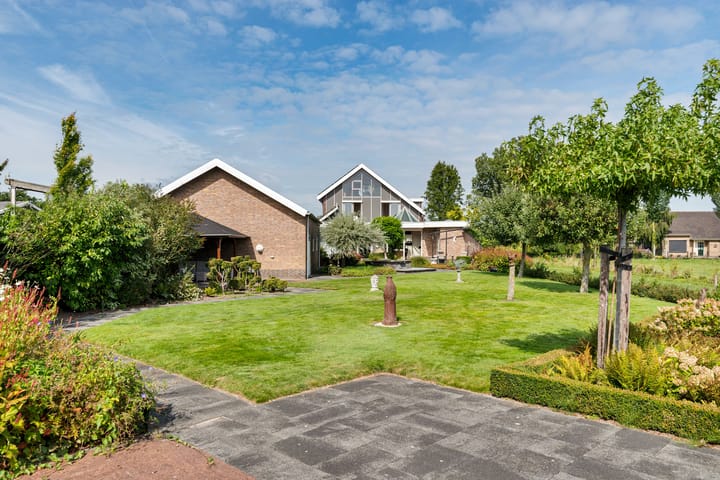 Photo 55 of Oosterwijzend 40