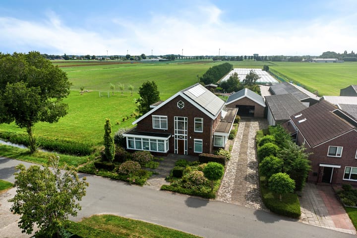 Photo 59 of Oosterwijzend 40