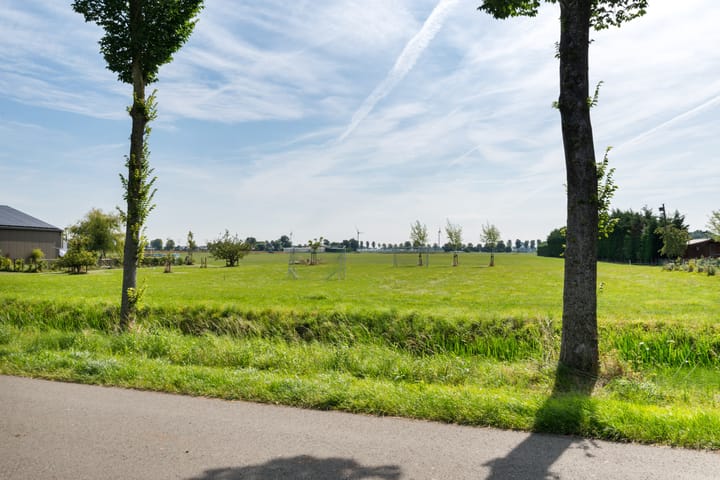 Photo 65 of Oosterwijzend 40