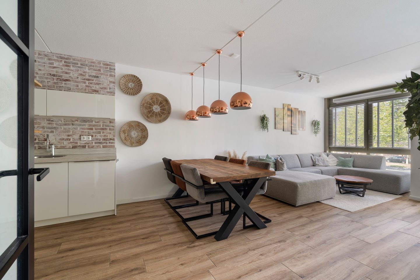 Foto 5 van Laan op Zuid 1381