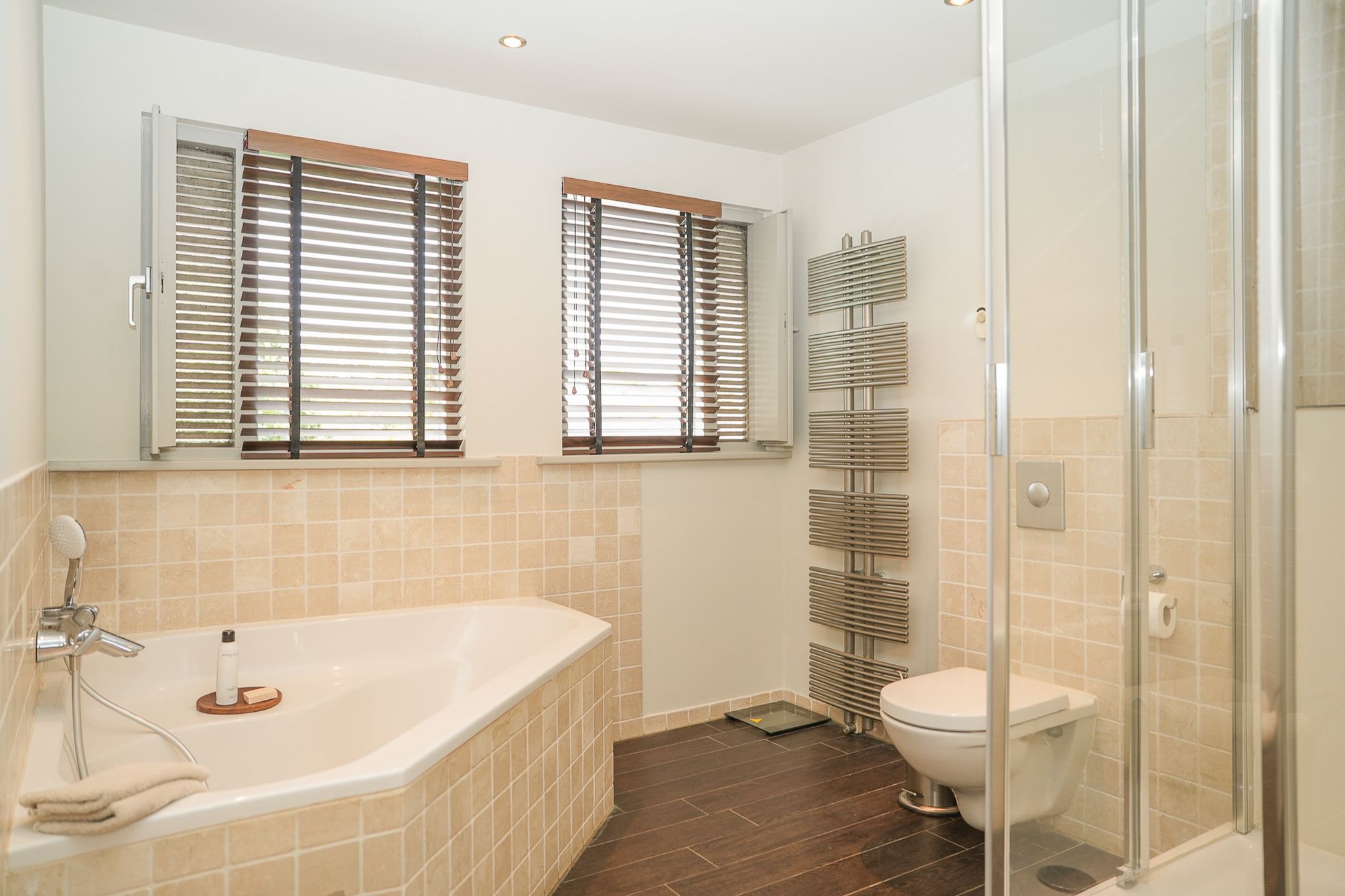 Foto 30 van Van Hogendorplaan 15