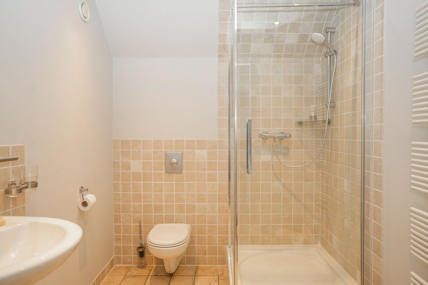 Foto 34 van Van Hogendorplaan 15