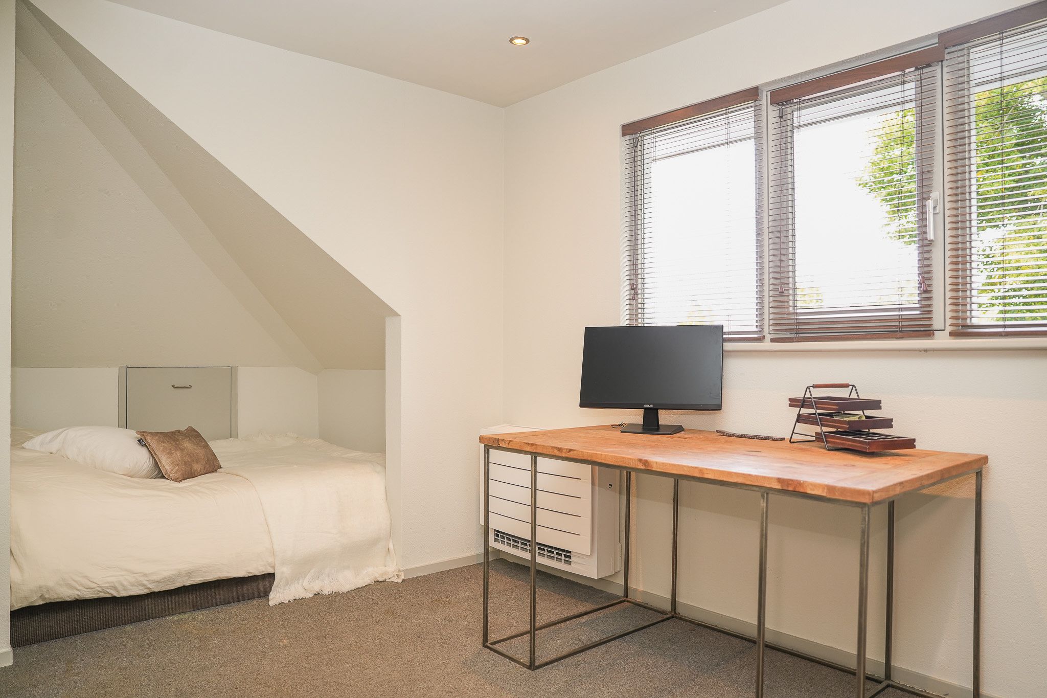 Foto 33 van Van Hogendorplaan 15