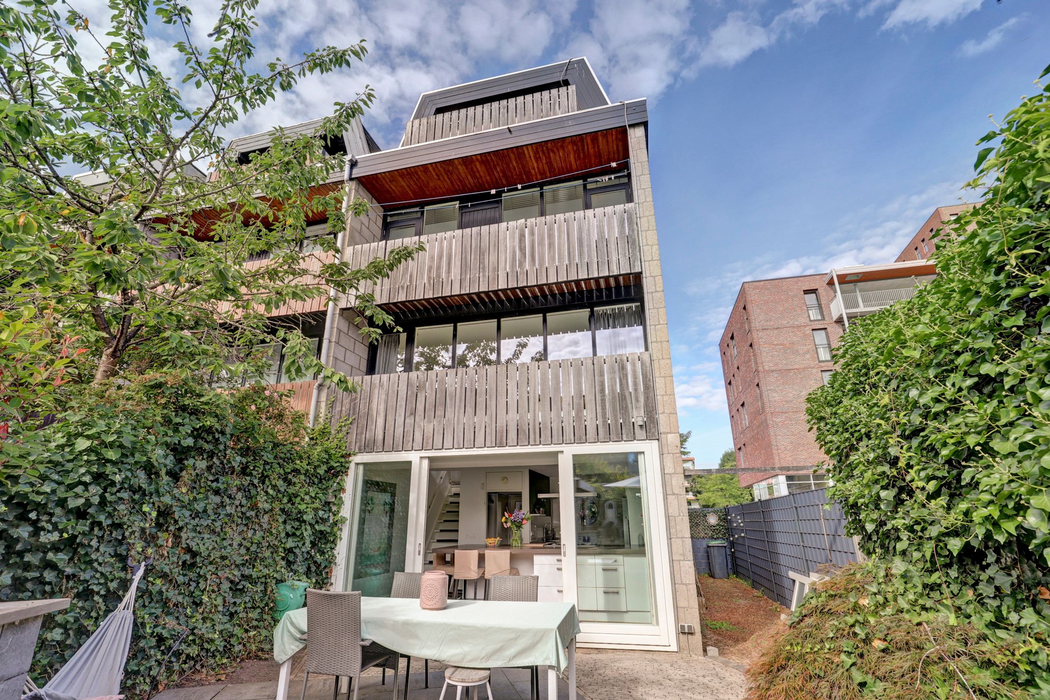 President Kennedylaan, 305, Velp (GE), 6883AK, Gelderland, Nederland 305 