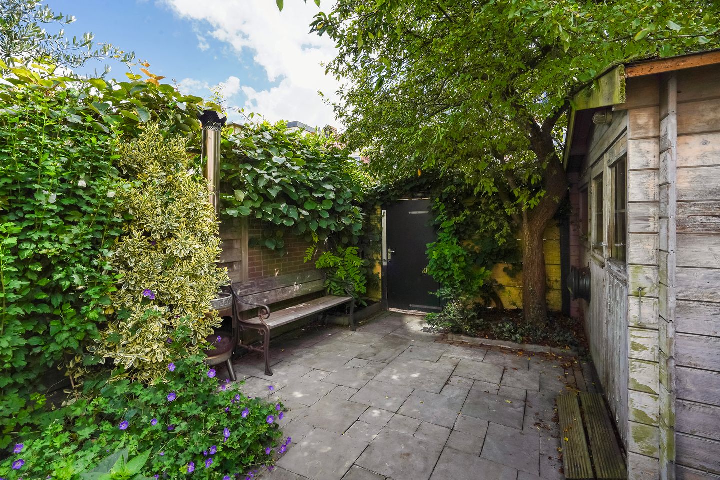 Photo 40 of Theemsstraat 32