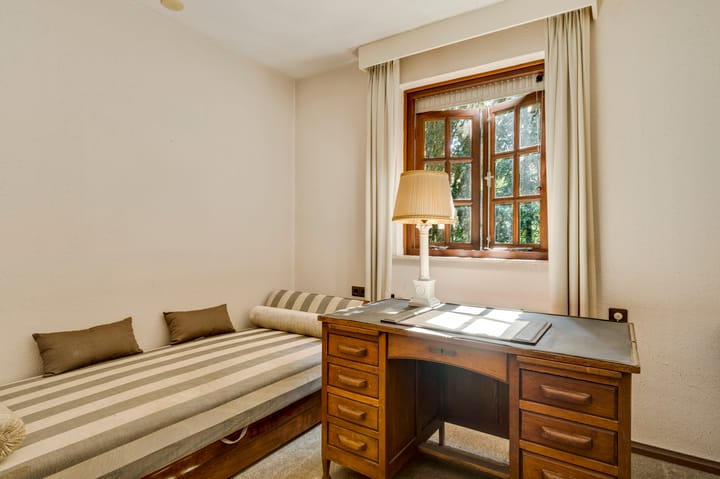 Foto 30 van Dennenlaan 1