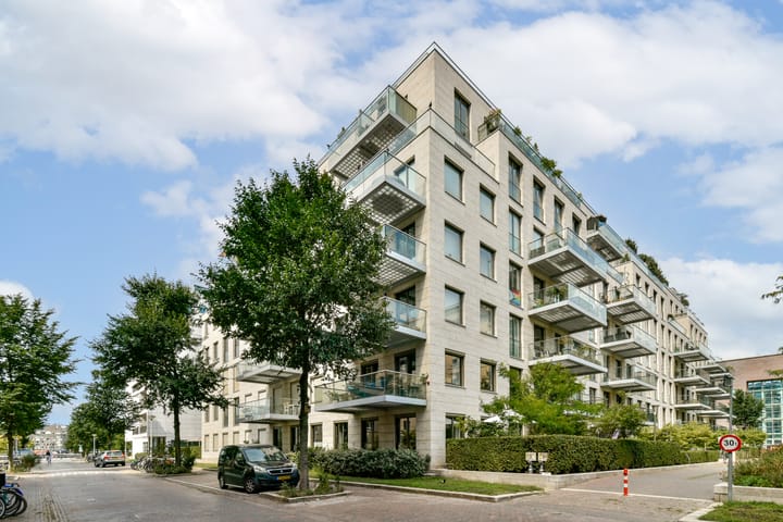 Foto 32 van Spadinalaan 81