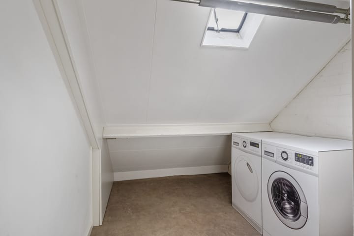 Foto 16 van Mgr. A.F. Diepenstraat 12