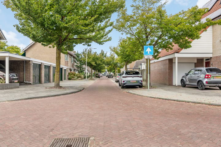 Foto 36 van Mgr. A.F. Diepenstraat 12