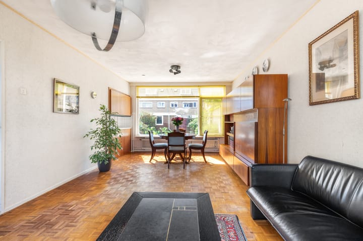 Photo 4 of Kennemerlandstraat 5